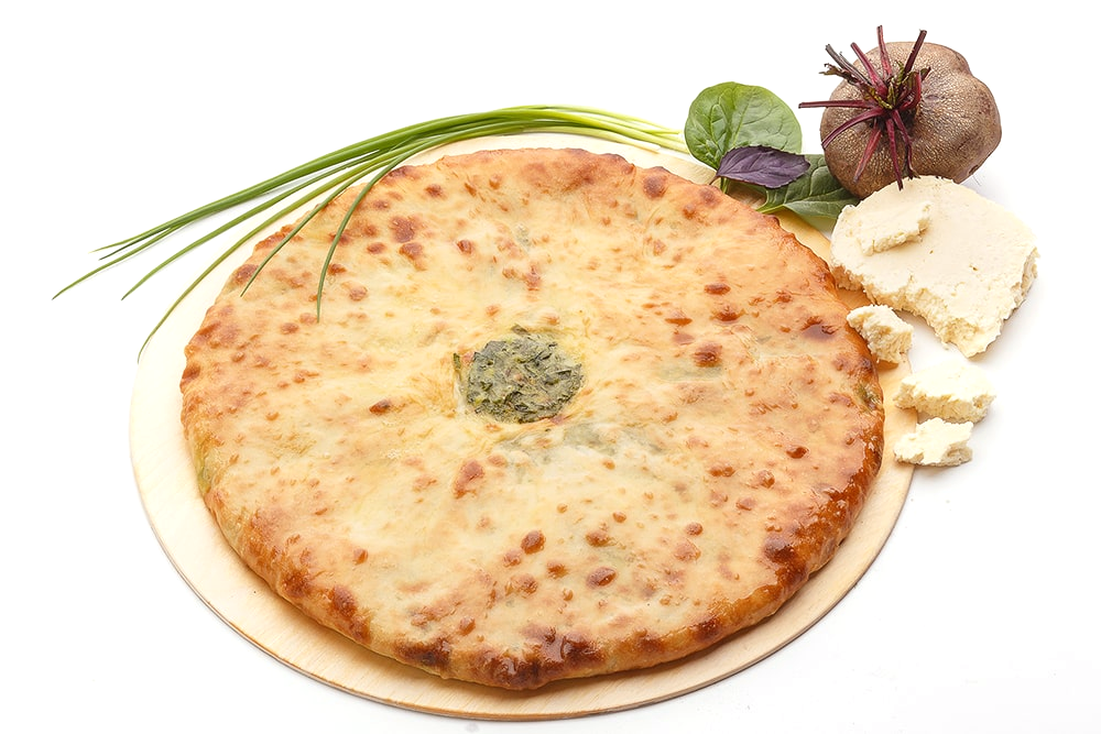 Осетинский пирог с осетинским сыром и свеклой